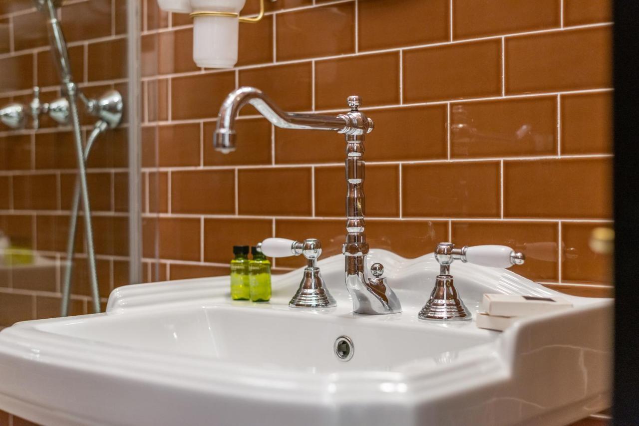 The Couper Castello Hotel Milano Ngoại thất bức ảnh